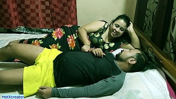 I cum after entering my dick inside sexy bhabhi wet pussy! She was playing with clear hindi audio